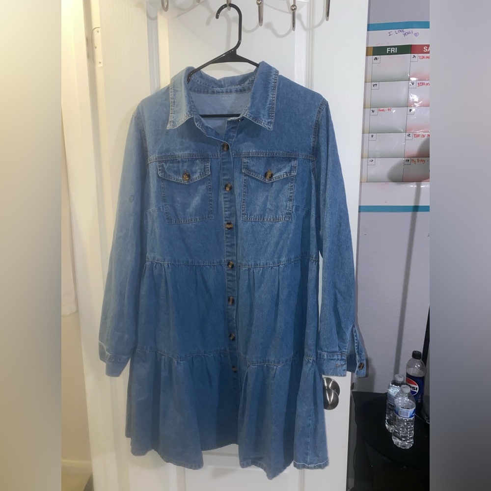 Long sleeve buttoned denim dress